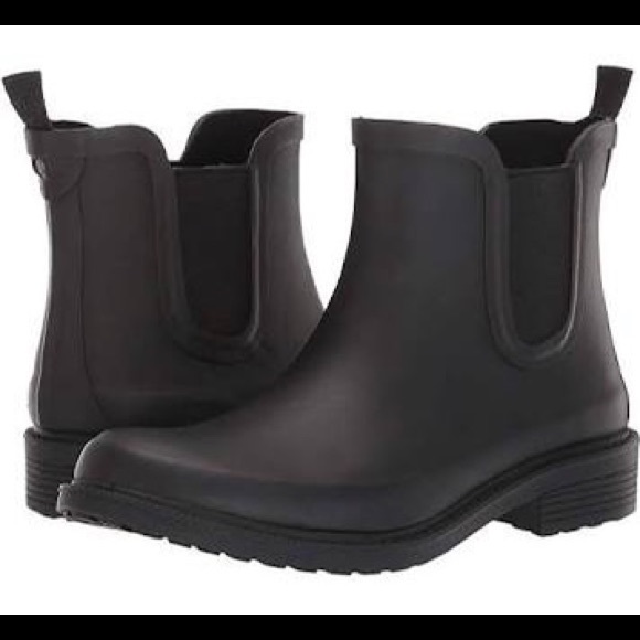 Madewell Shoes - Madewell Chelsea Boot Size 9